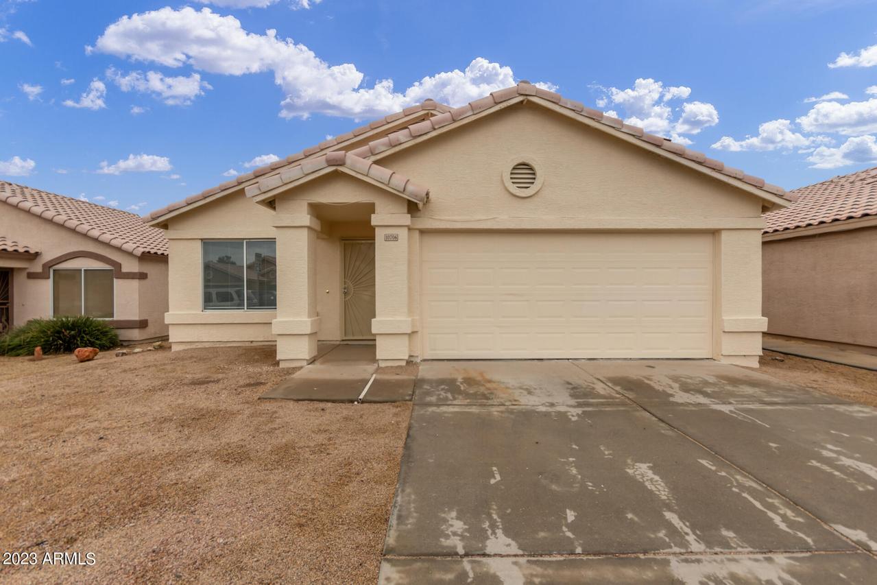 10706 W Turney Ave., Phoenix, AZ 85037