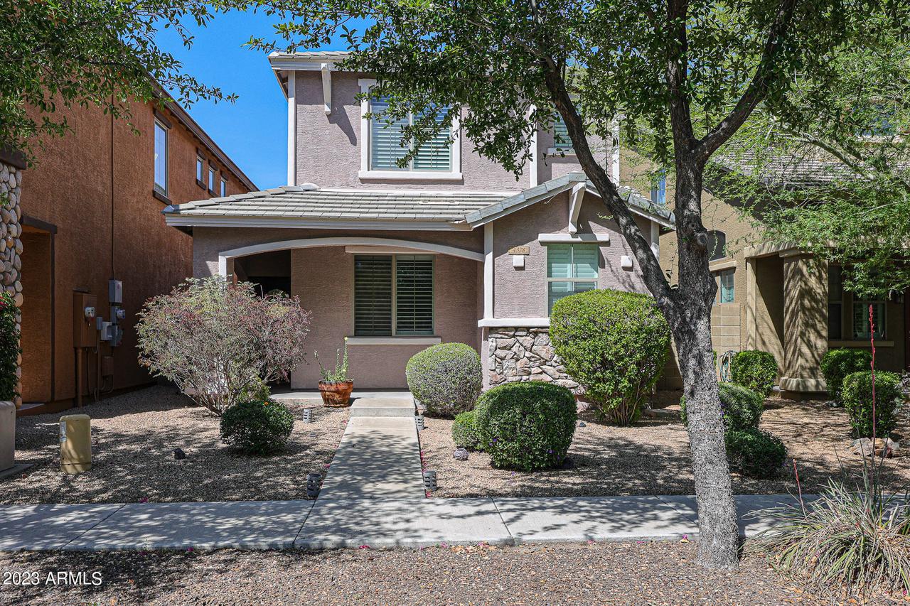 4378 E Sack Dr., Phoenix, AZ 85050