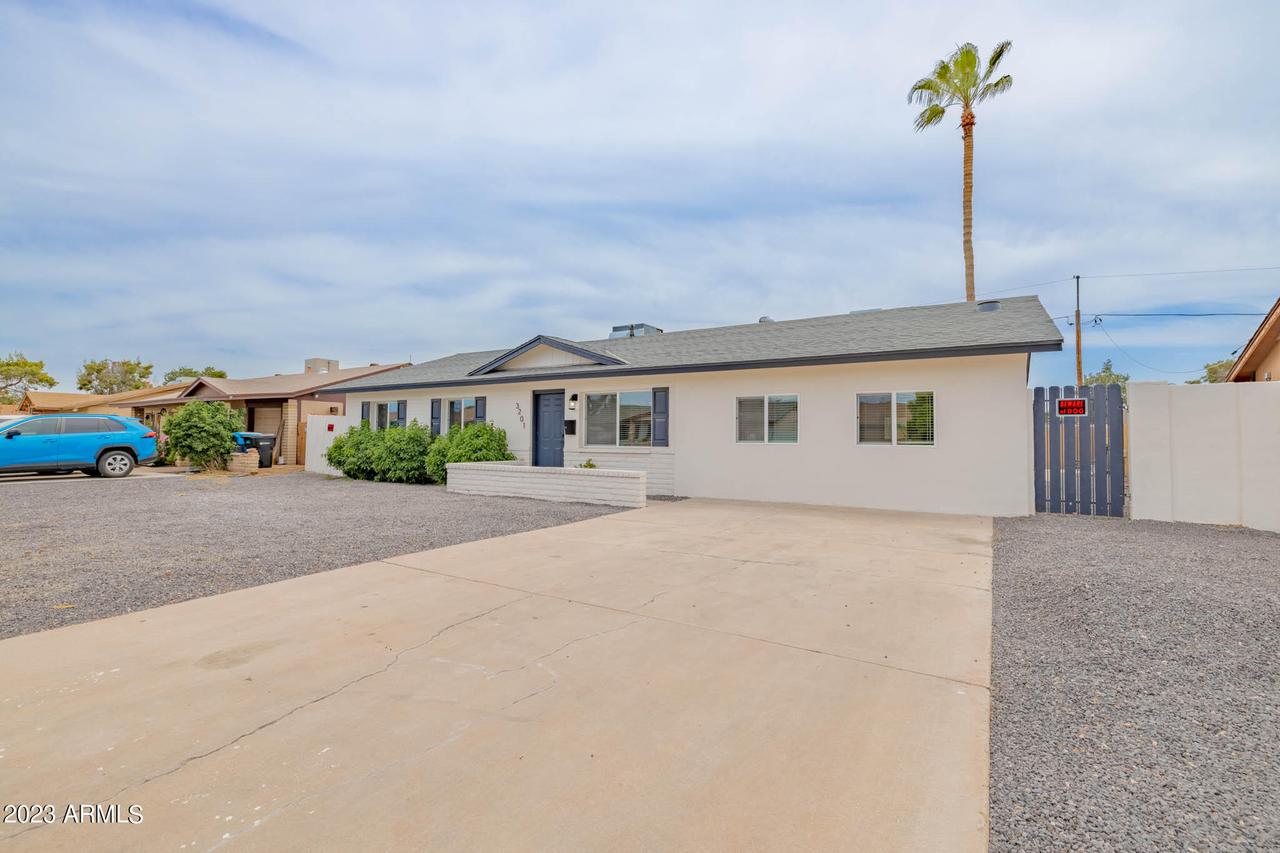 3201 W Port Au Prince Ln., Phoenix, AZ 85053