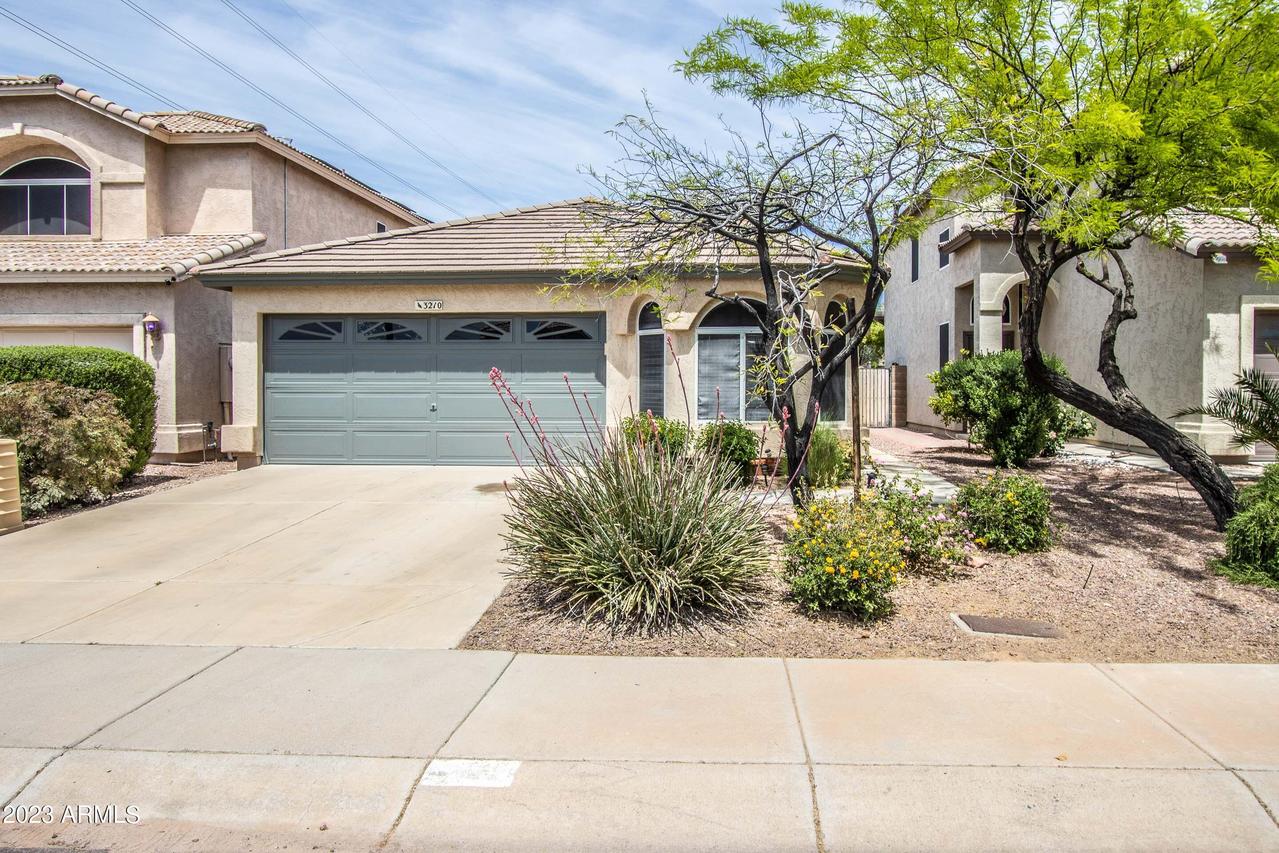 3210 E Kristal Way, Phoenix, AZ 85050