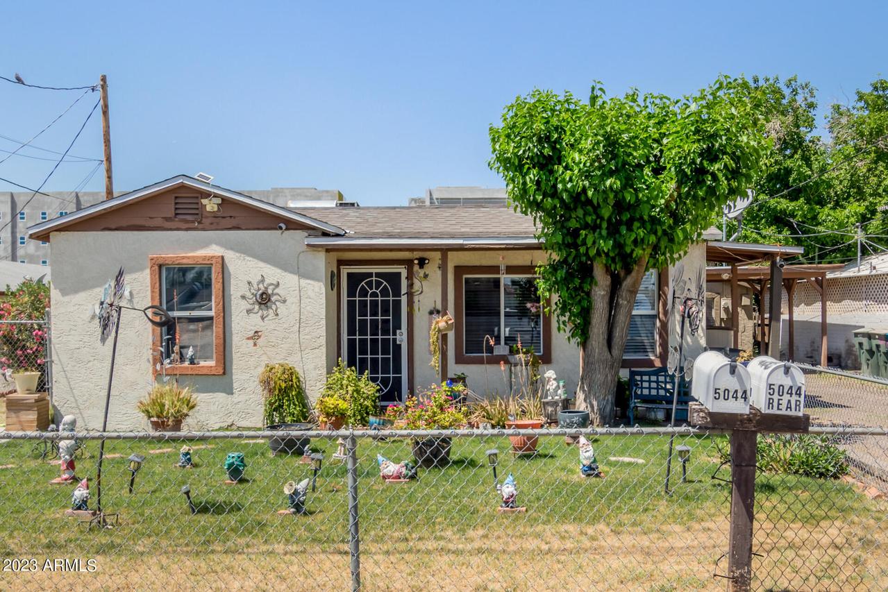 5044 N 18th Ave., Phoenix, AZ 85015