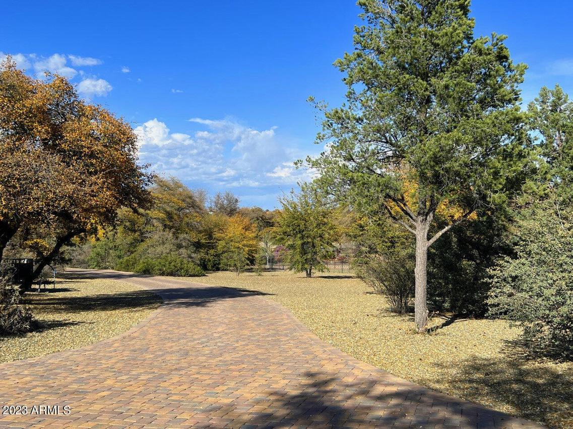 8593 N Oak Forest Dr., Prescott, AZ 86305