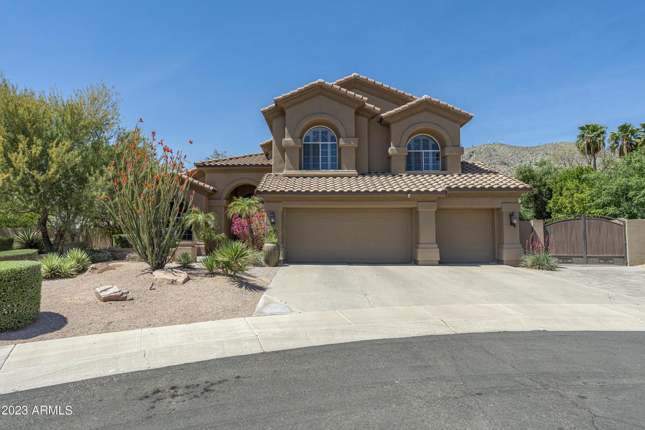 14215 S 13th Way, Phoenix, AZ 85048