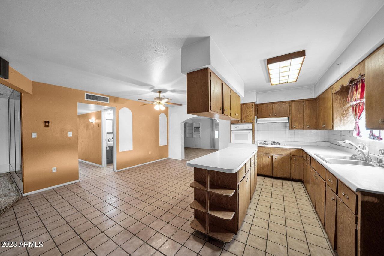 3116 W Mohave St., Phoenix, AZ 85009