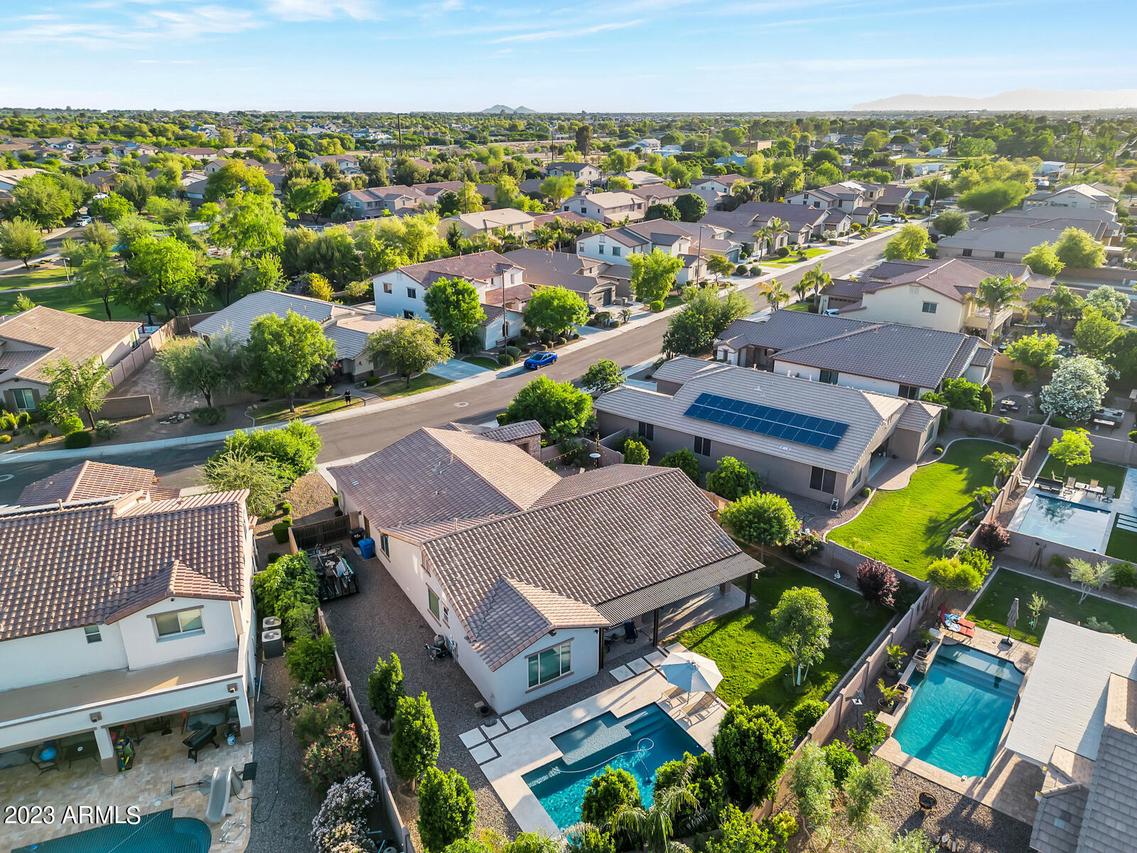 2528 E Narrowleaf Dr., Gilbert, AZ 85298