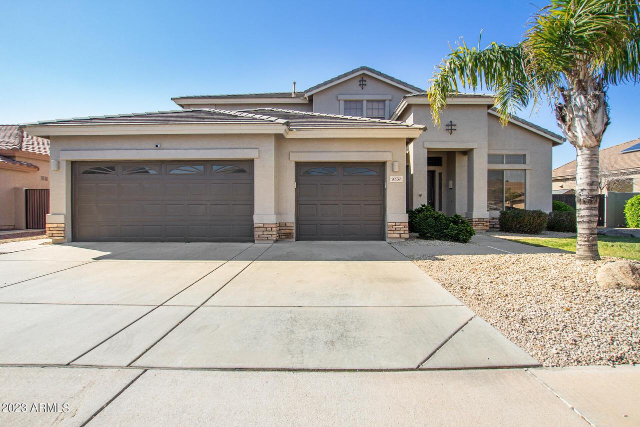 9737 E Lobo Ave., Mesa, AZ 85209