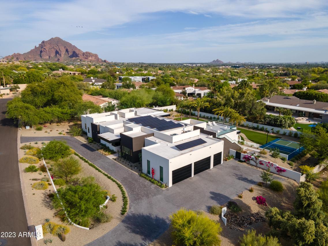 3505 E Claremont Ave., Paradise Valley, AZ 85253