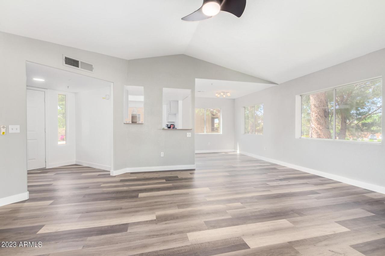 9755 N 94th Pl. #206, Scottsdale, AZ 85258
