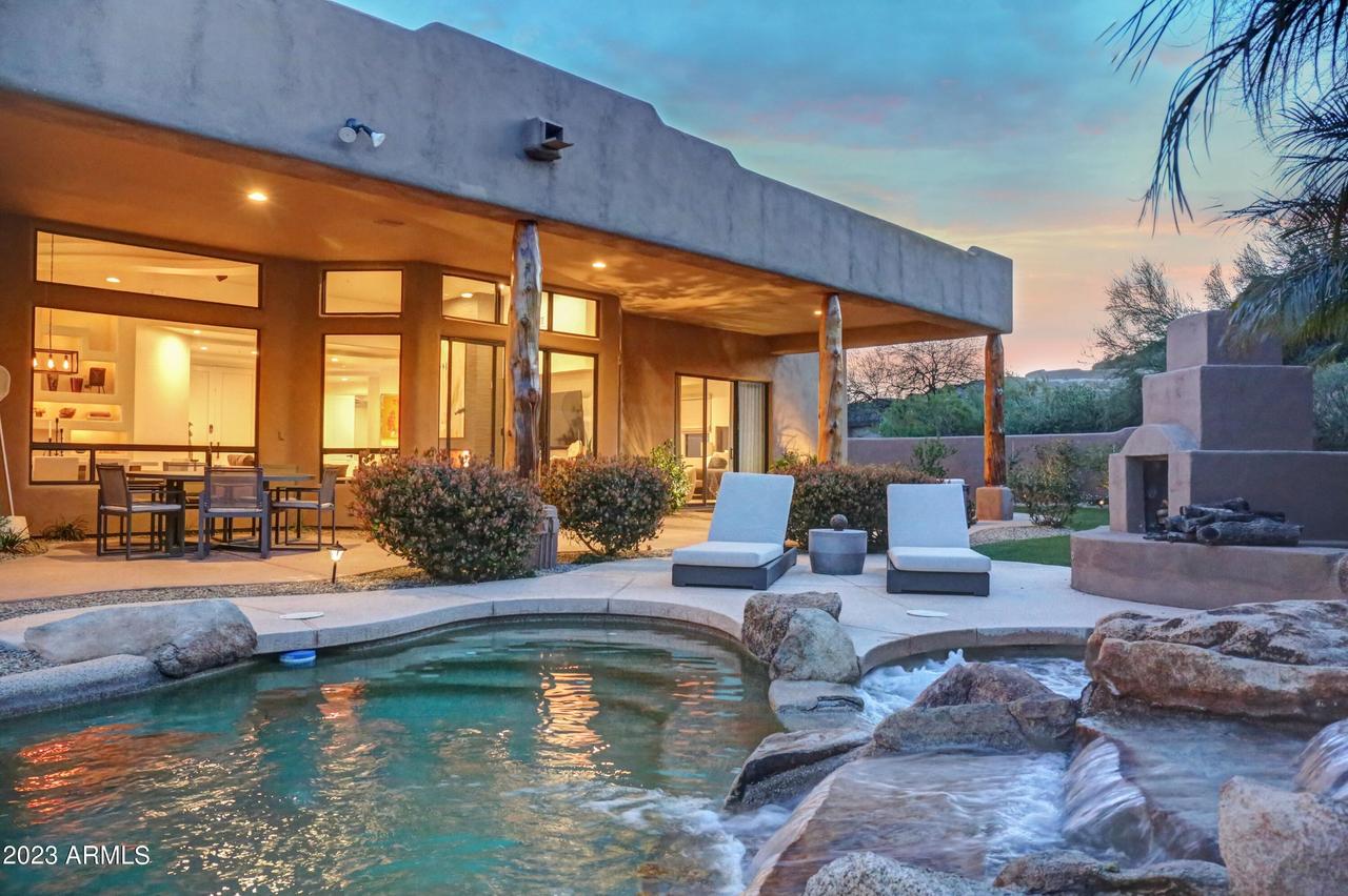 11482 E Juan Tabo Rd., Scottsdale, AZ 85255