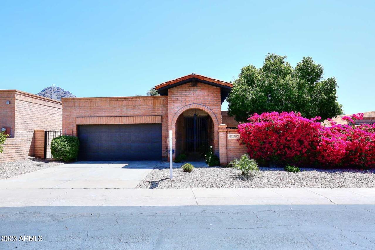 6833 N 18th St., Phoenix, AZ 85016