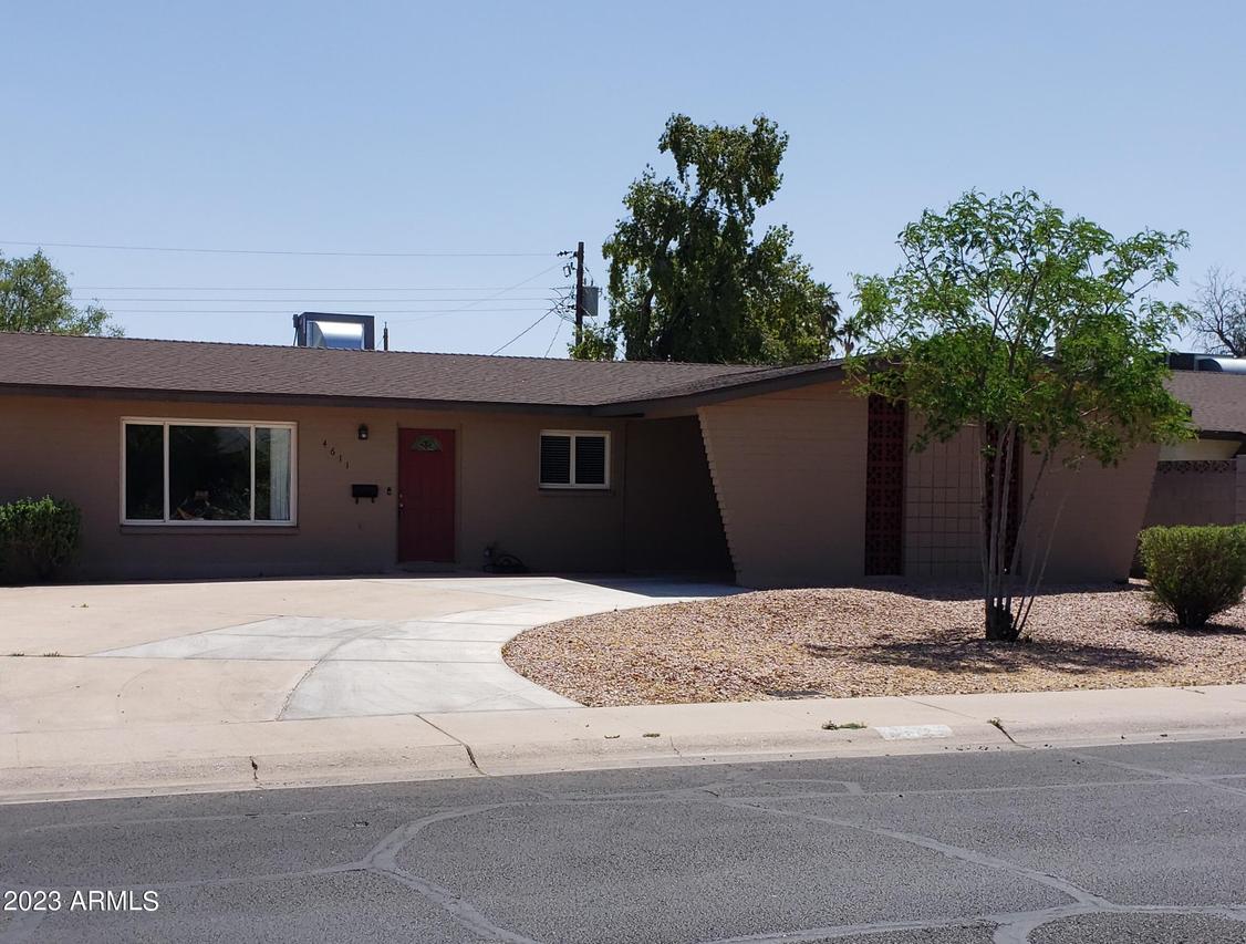 4611 S Grandview Ave., Tempe, AZ 85282