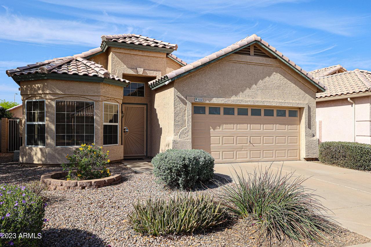1008 E Brentrup Dr., Tempe, AZ 85283