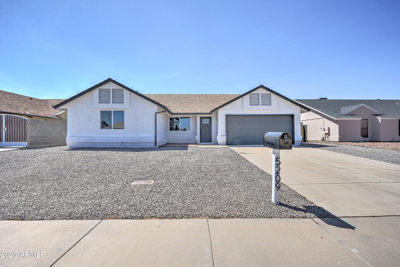 5209 W Diana Ave., Glendale, AZ 85302