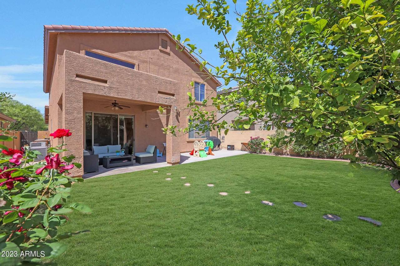 10351 W Robin Ln., Peoria, AZ 85383