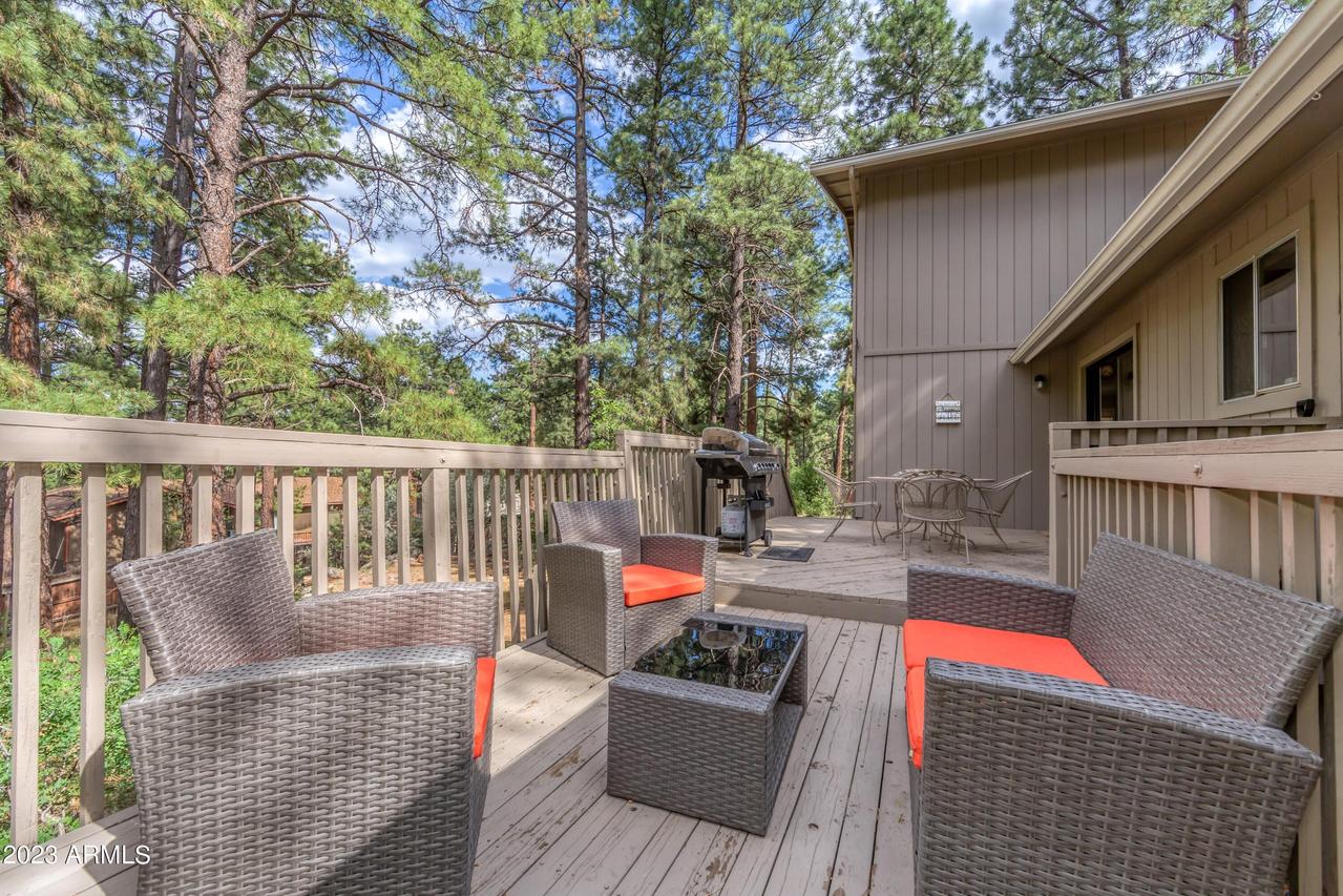 3330 S Moore Cir., Flagstaff, AZ 86005