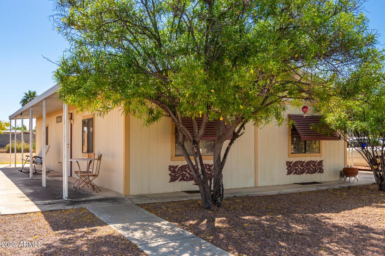 1465 S Lawson Dr., Apache Junction, AZ 85120
