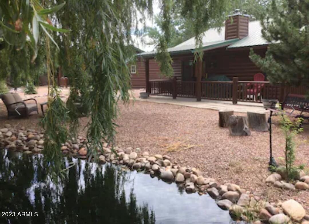 2342 S Buffalo Loop, Overgaard, AZ 85933