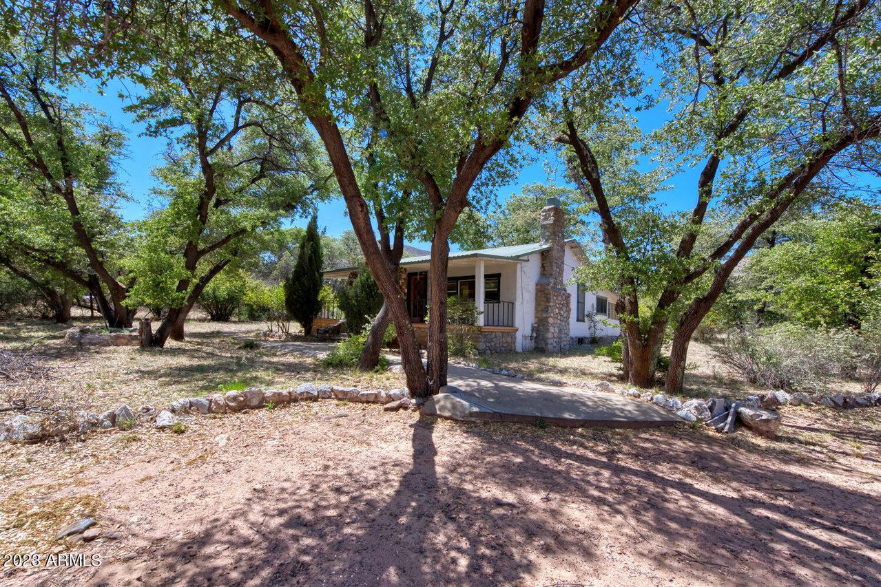 5324 E Oak Grove Ln., Hereford, AZ 85615