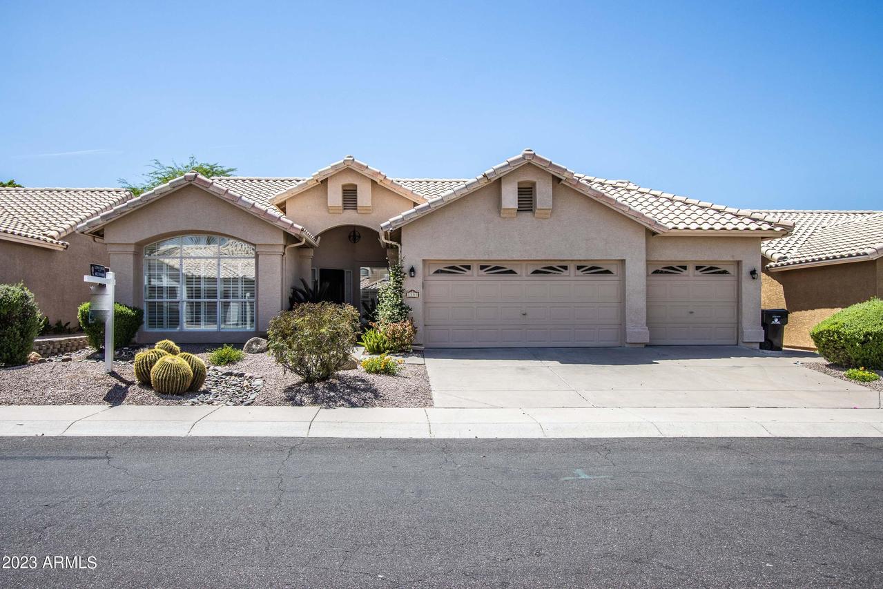 3331 E Rosemonte Dr., Phoenix, AZ 85050
