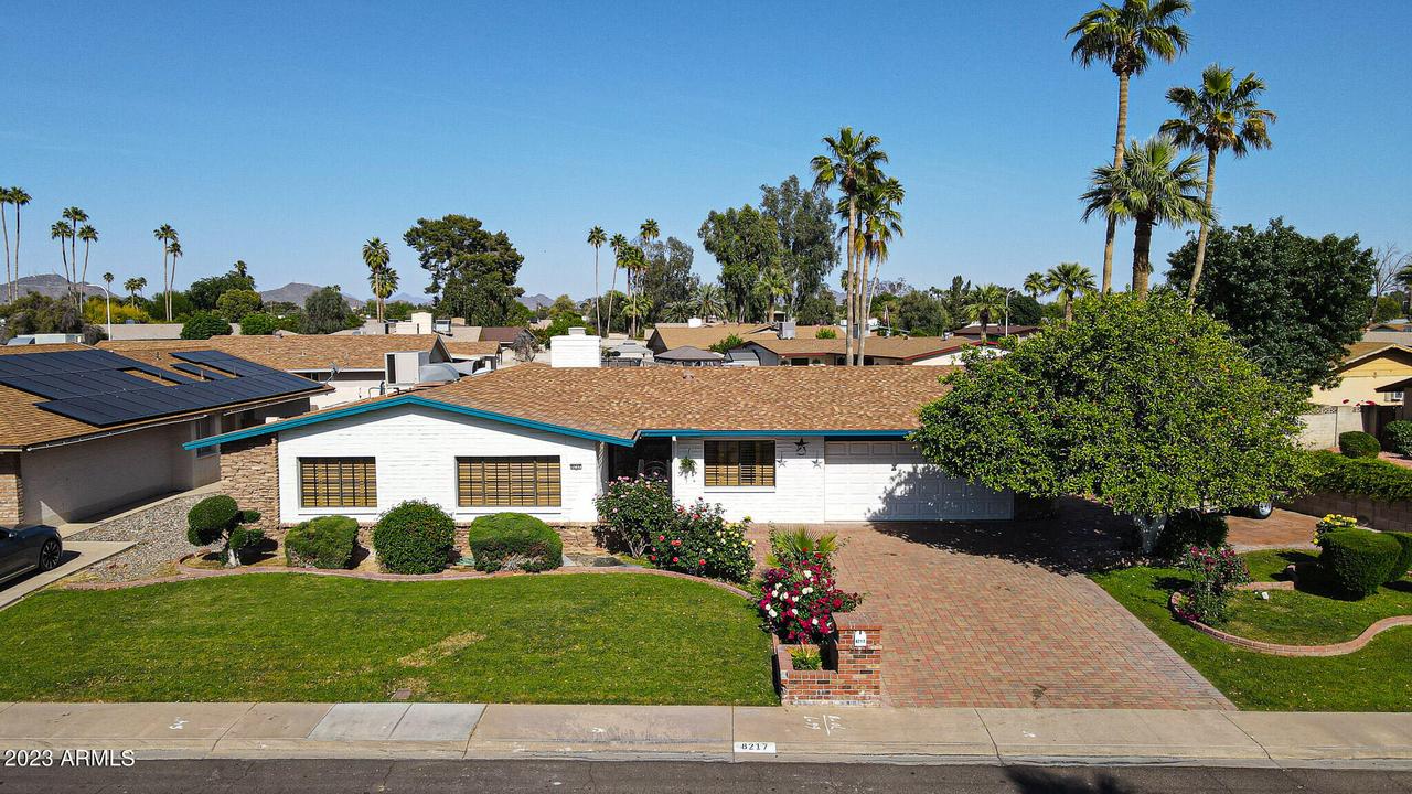 8217 N 45th Ave., Glendale, AZ 85302