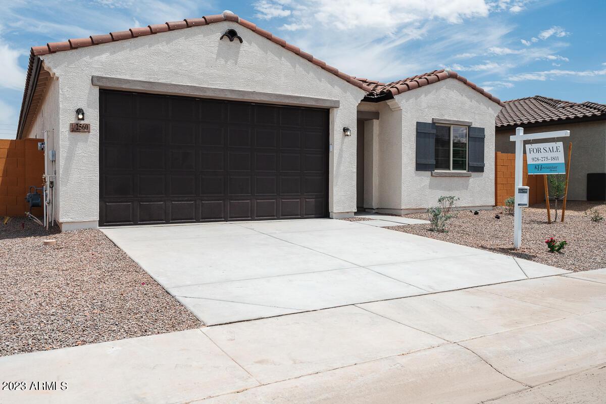 2560 N Coolidge Ave., Casa Grande, AZ 85122