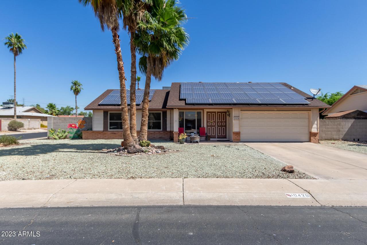 10426 W Harmont Dr., Peoria, AZ 85345