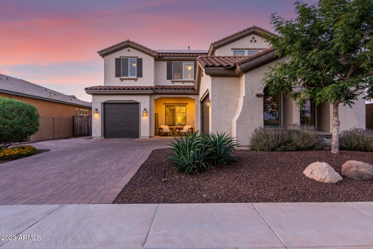 1872 E Canyon Way, Chandler, AZ 85249