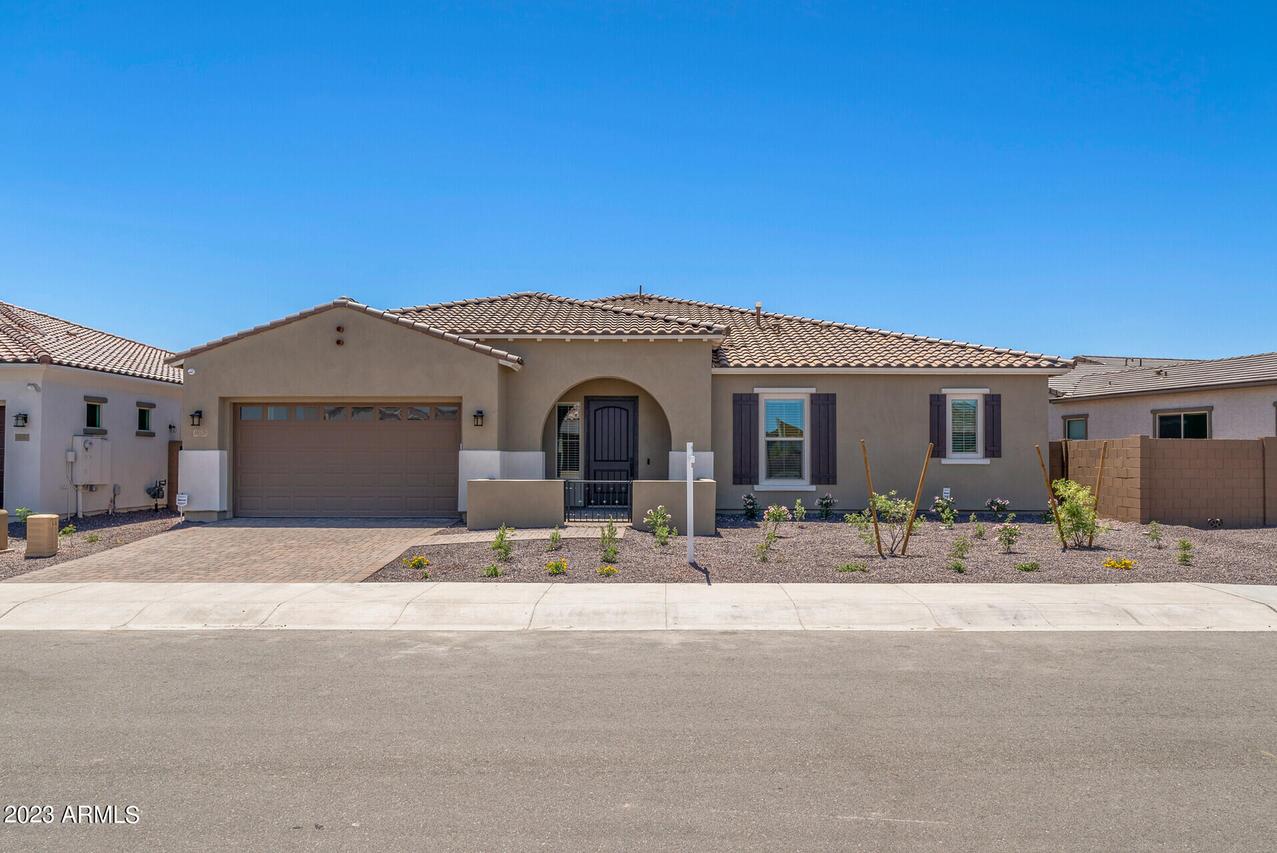 18529 W Thunderhill Pl., Goodyear, AZ 85338