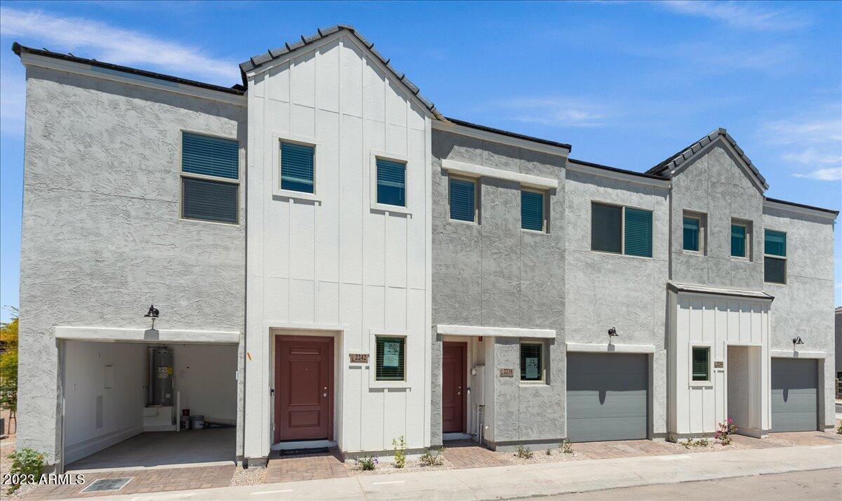 2238 W El Caro Dr., Phoenix, AZ 85021