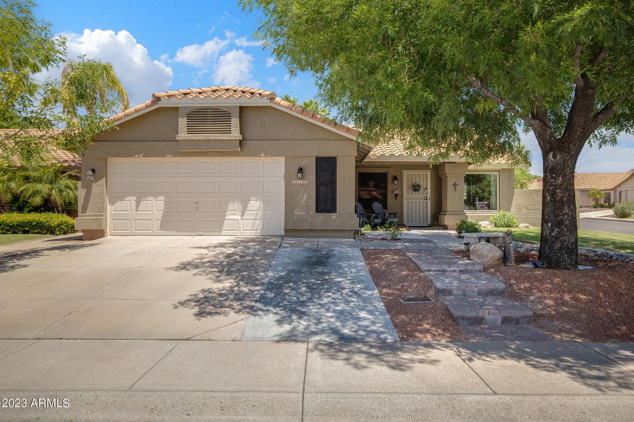 2558 E Indigo Brush Rd., Phoenix, AZ 85048