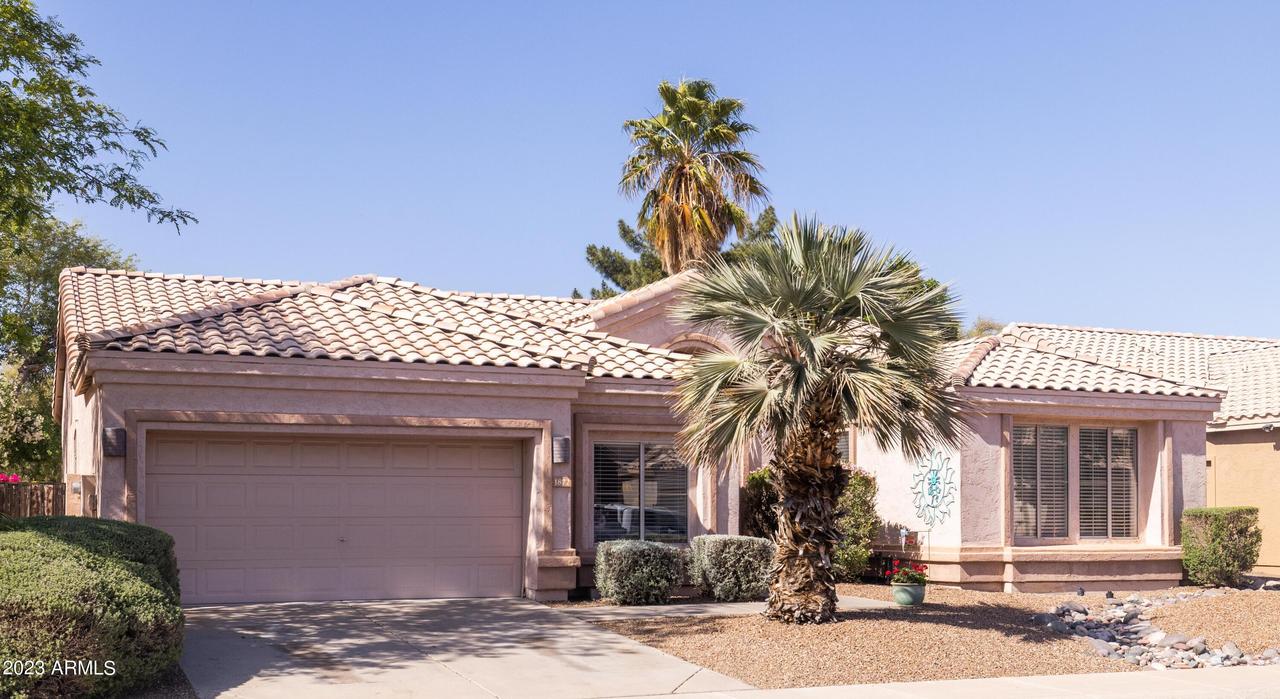 1872 W Canary Way, Chandler, AZ 85248