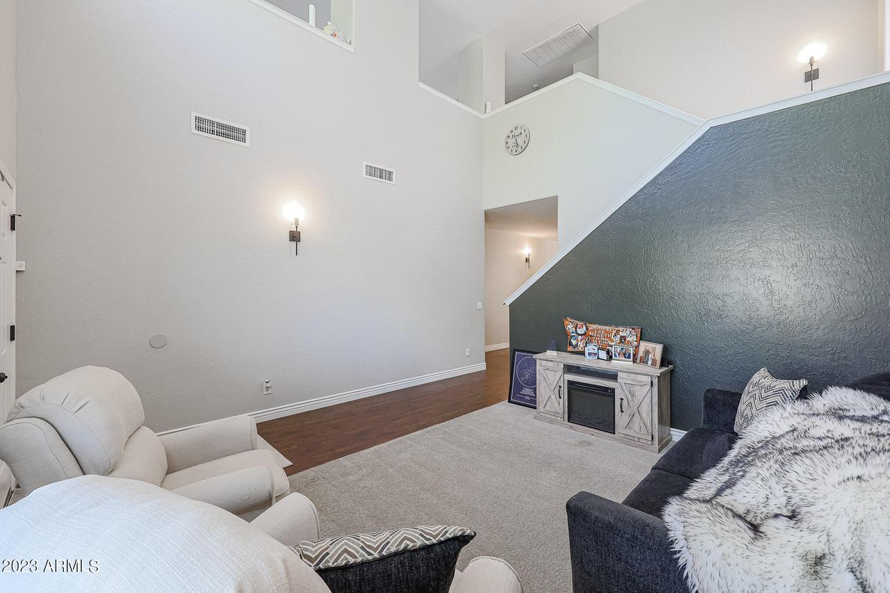2314 N 92nd Dr., Phoenix, AZ 85037