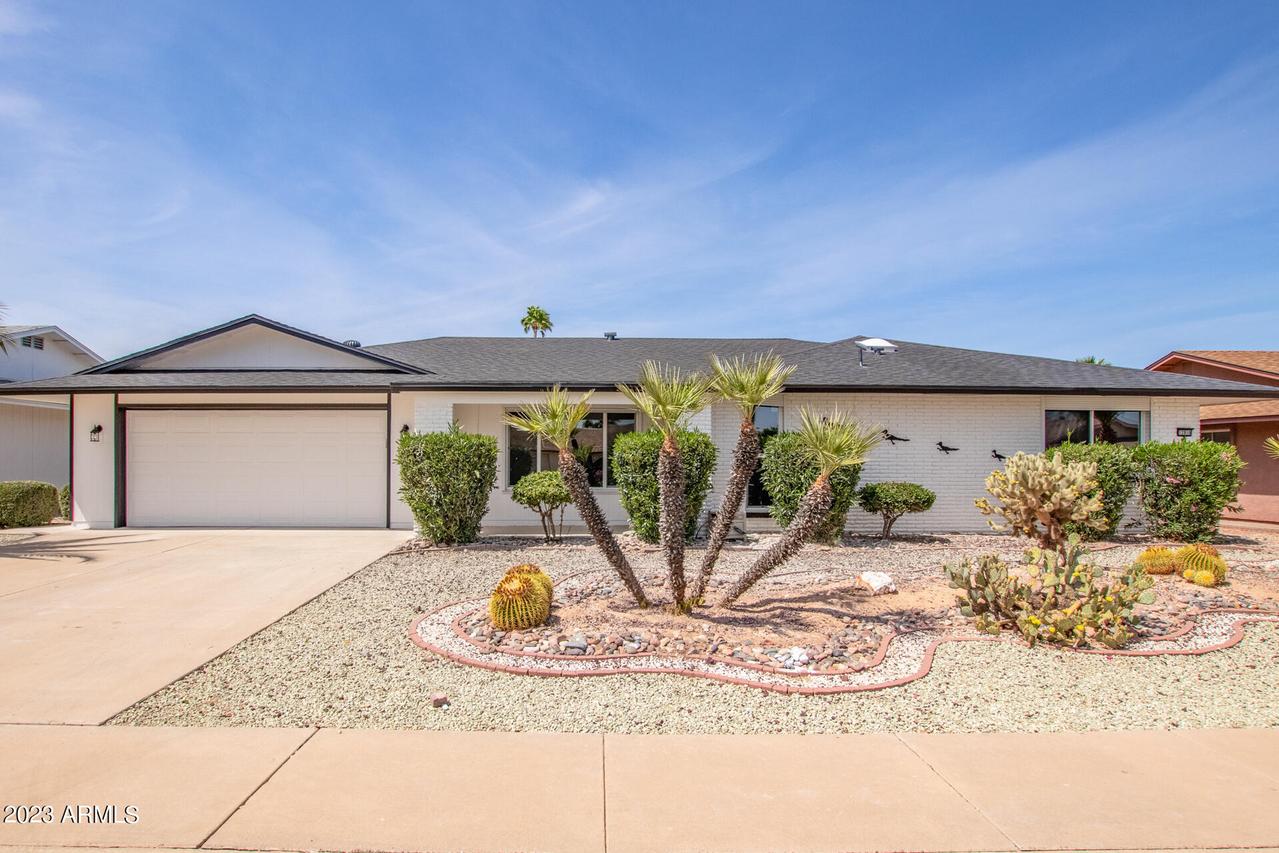 12810 W Flagstone Dr., Sun City West, AZ 85375