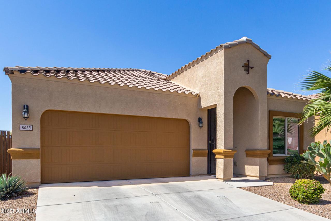 5023 E Sunstone Dr., San Tan Valley, AZ 85143