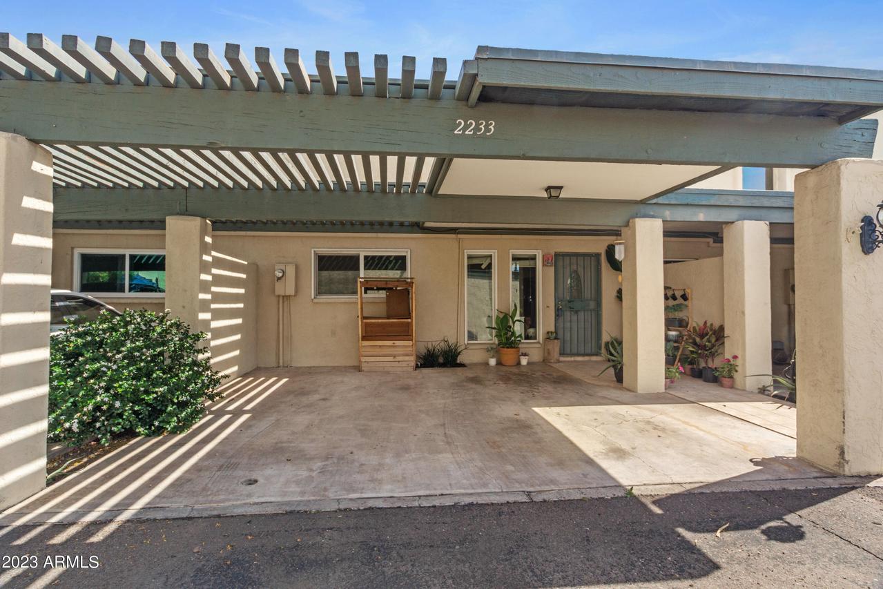 2233 E Catalina Dr., Phoenix, AZ 85016