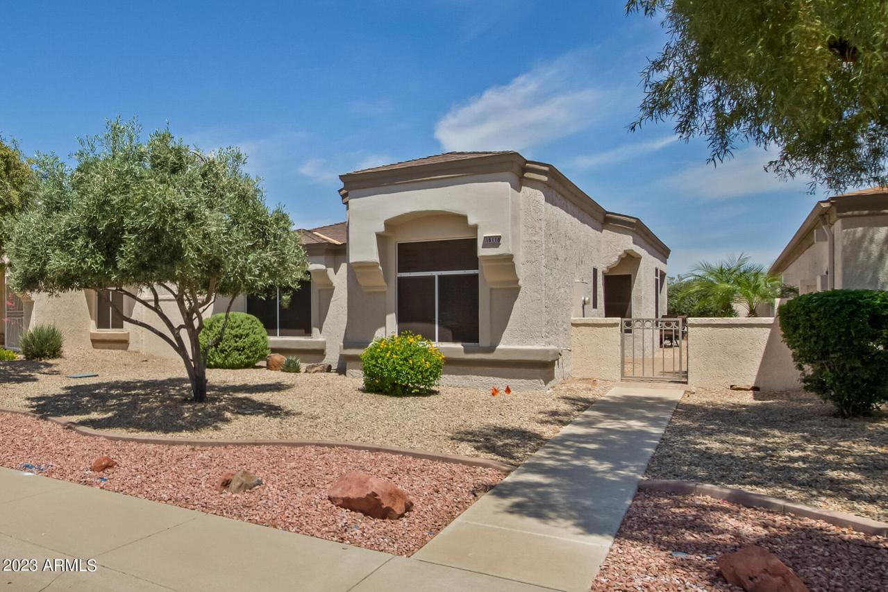 16118 W Vista North Dr., Sun City West, AZ 85375