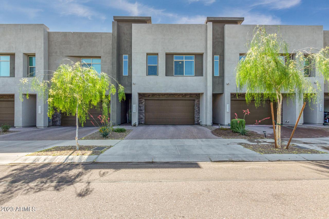 25420 N 19th Dr., Phoenix, AZ 85085