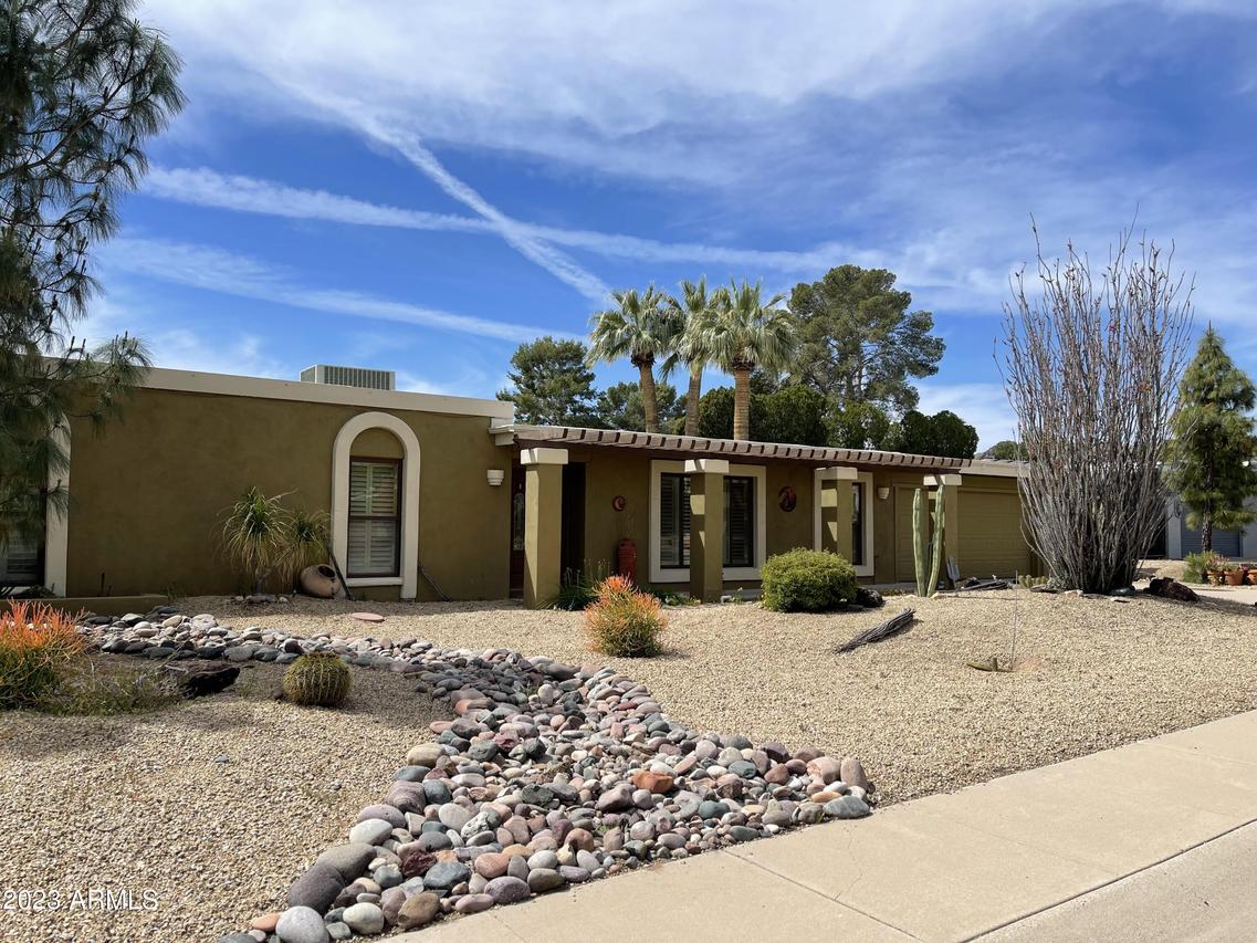 2535 E Shangri La Rd., Phoenix, AZ 85028