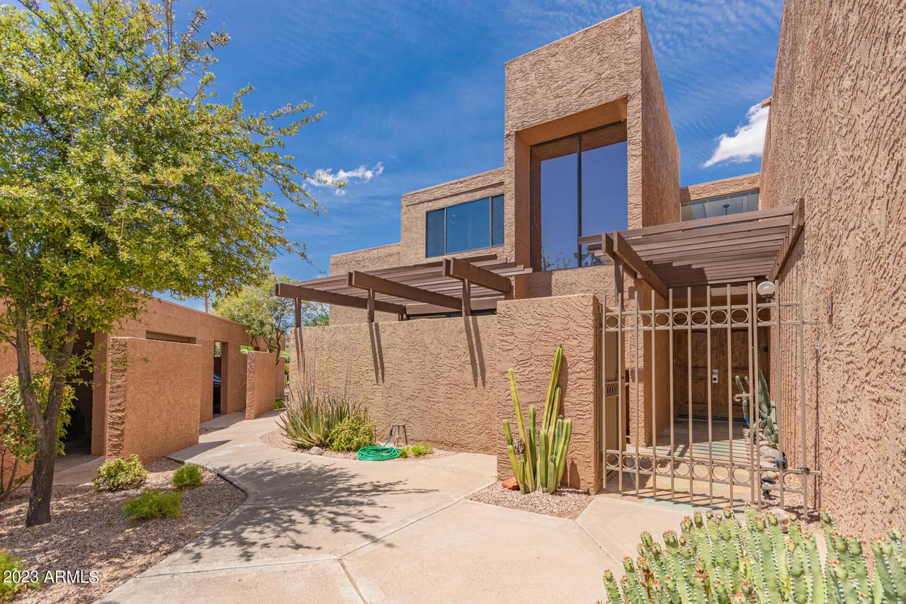 7401 N Scottsdale Rd. #24, Paradise Valley, AZ 85253