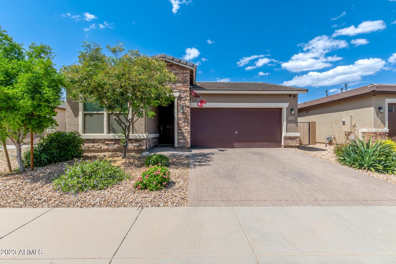 7620 W Pioneer St., Phoenix, AZ 85043
