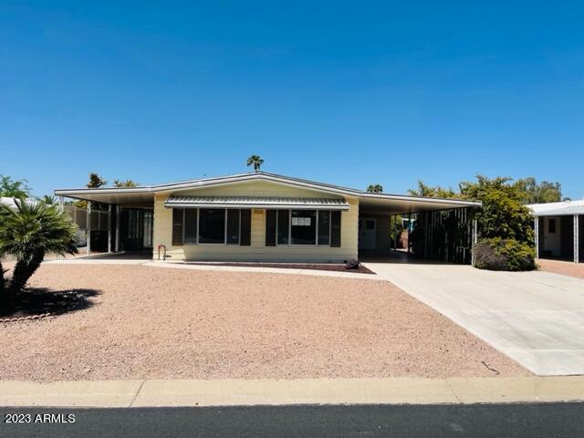 9444 E Sun Lakes Blvd., Sun Lakes, AZ 85248