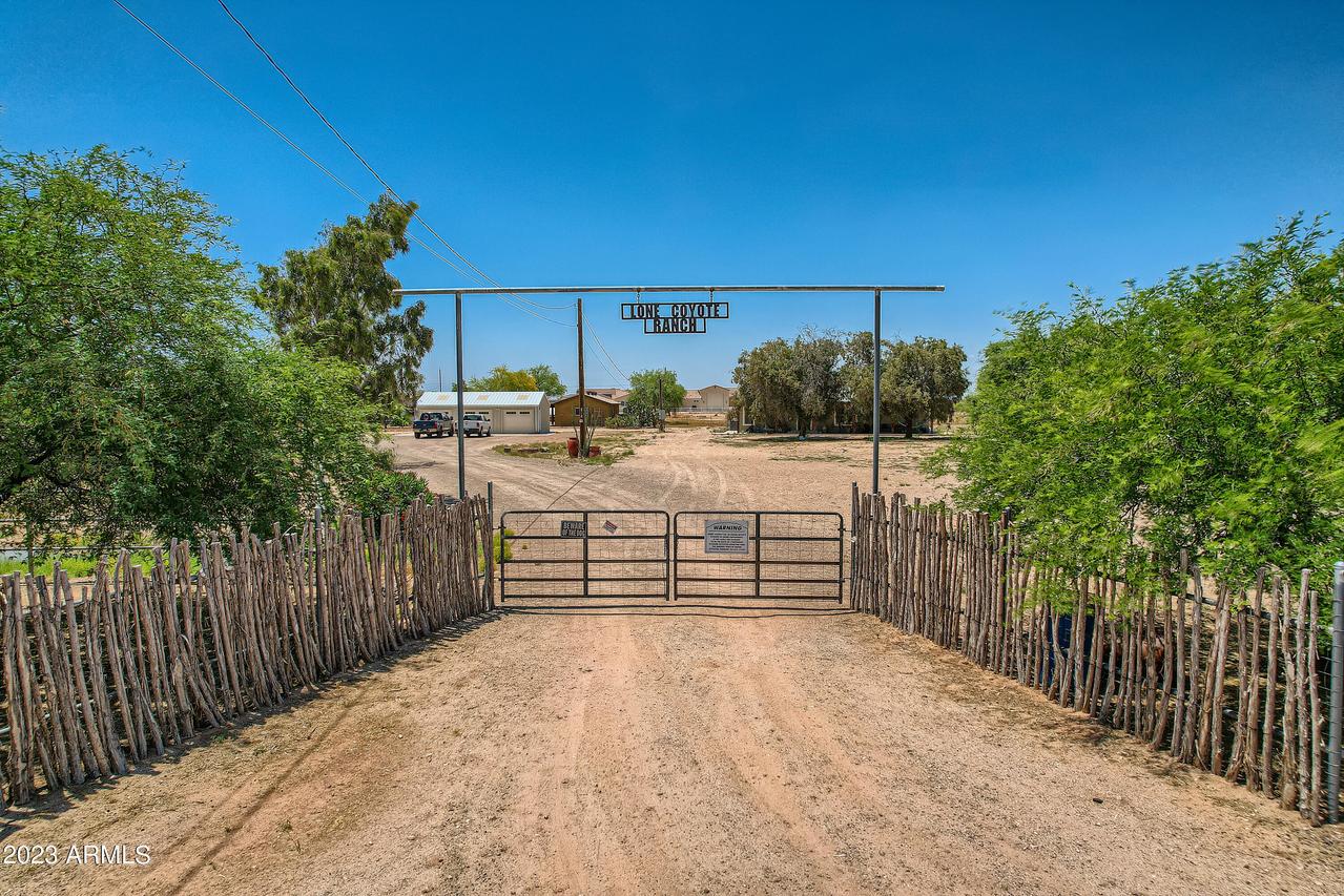 26638 N 239th Ave., Wittmann, AZ 85361