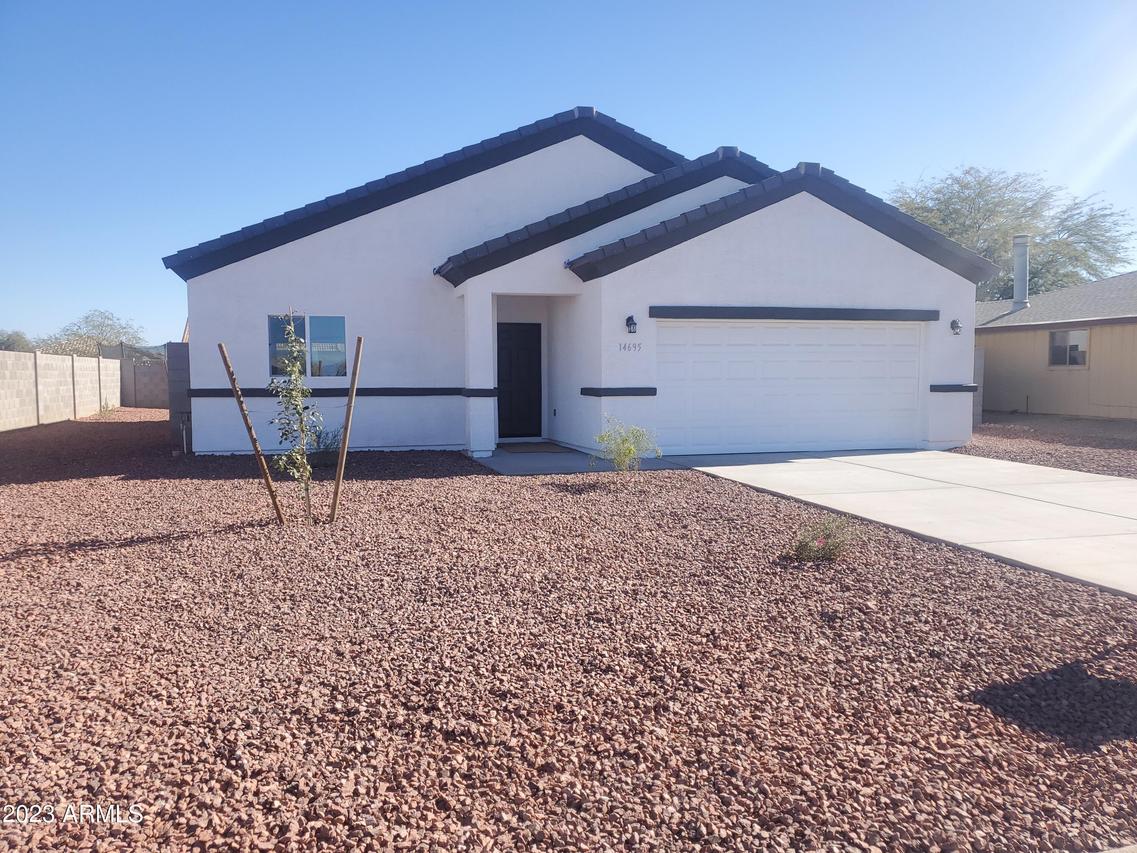 9328 W Raven Dr., Arizona City, AZ 85123