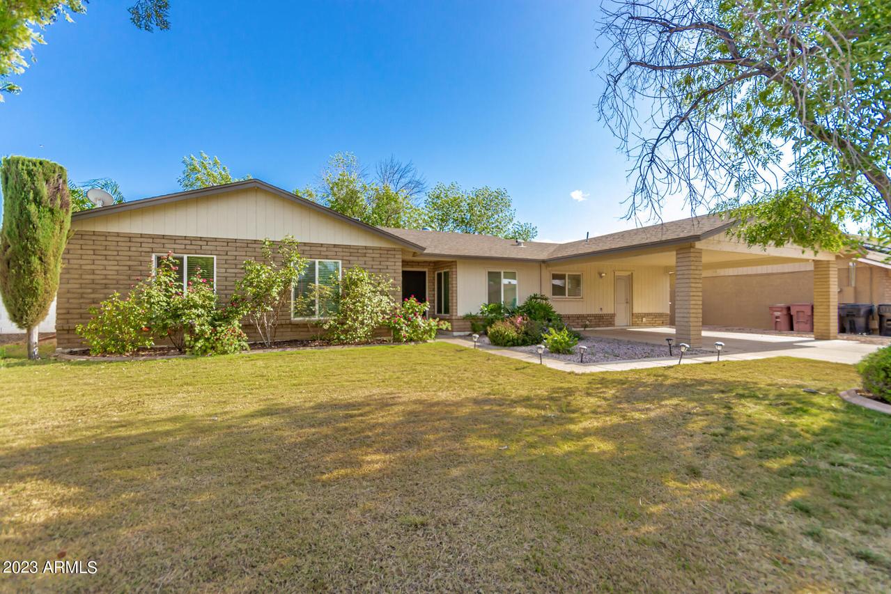8825 E Altadena Ave., Scottsdale, AZ 85260