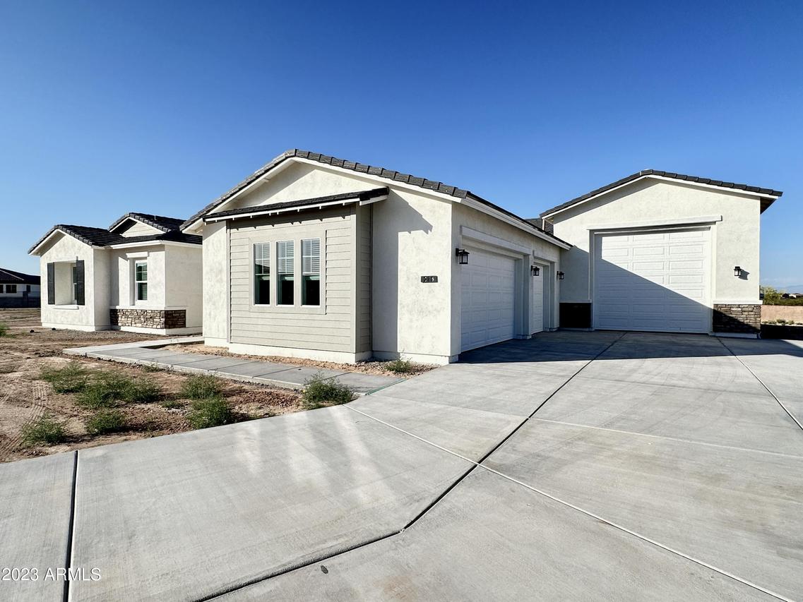 218 W Fairfield St., San Tan Valley, AZ 85143