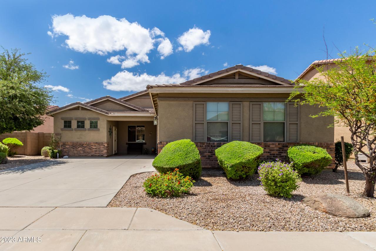 6833 W St Charles Ave., Laveen, AZ 85339