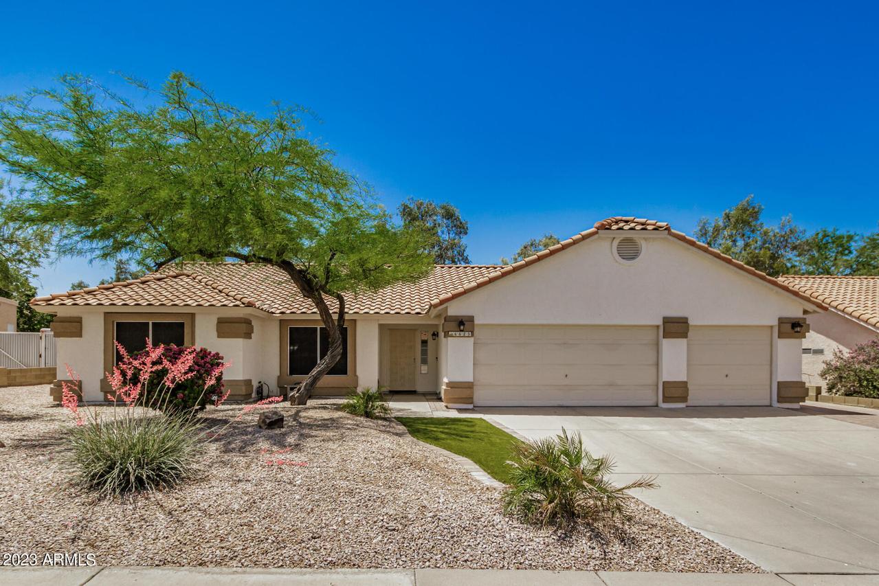 6625 E Presidio St., Mesa, AZ 85215