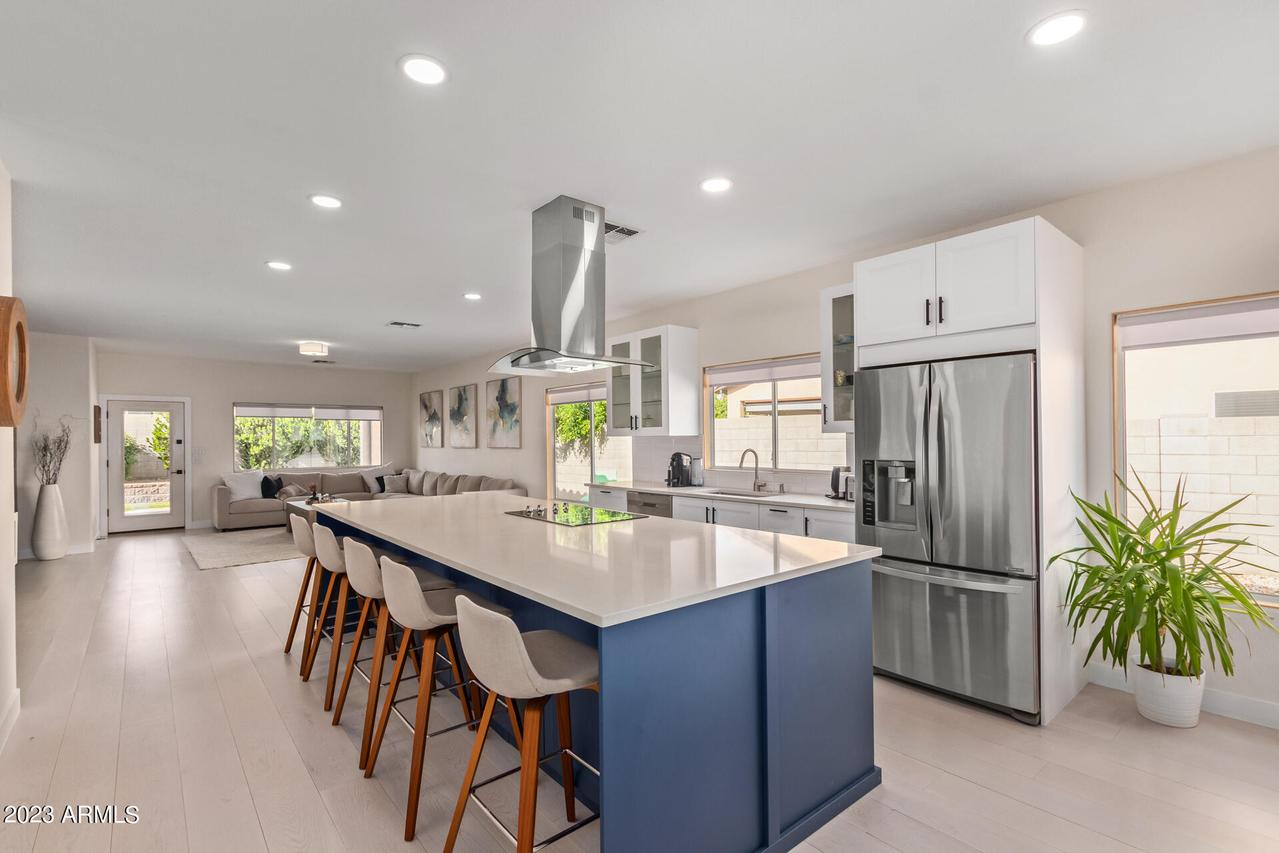 8372 W Pontiac Dr., Peoria, AZ 85382