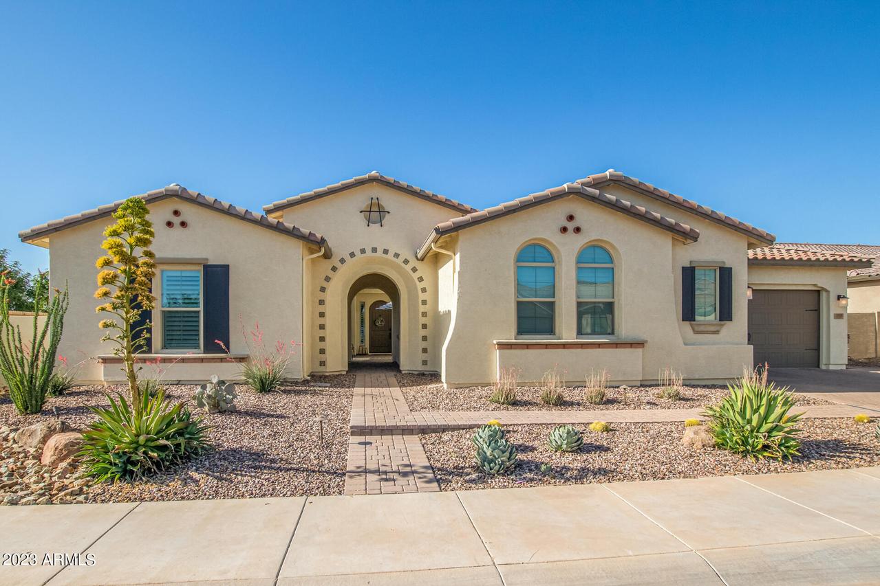 2018 E Blackhawk Ct., Gilbert, AZ 85298