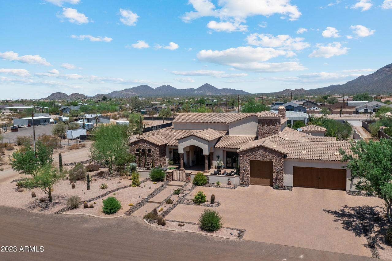 1523 N 103rd St., Mesa, AZ 85207